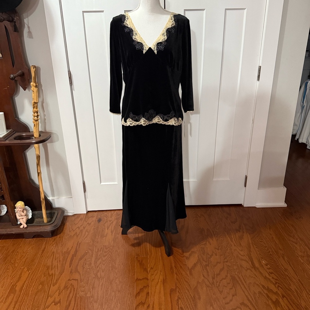 Emma James Black and Cream Dress
